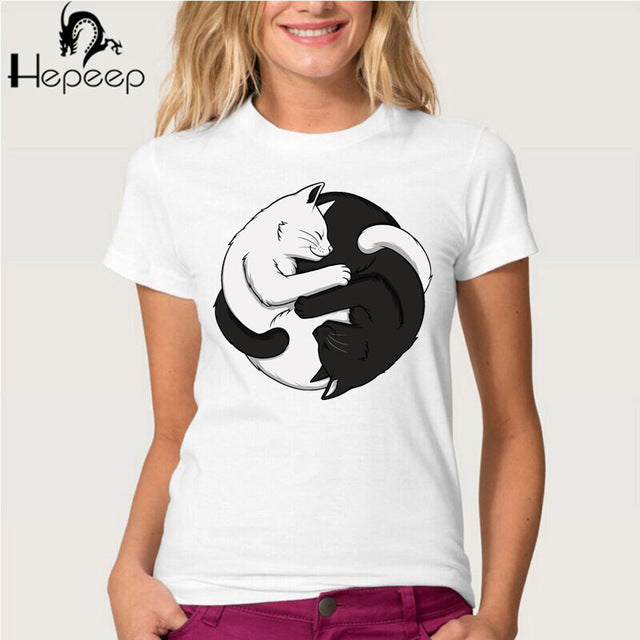 Emerge design The cat want to see your world Funny T-shirt