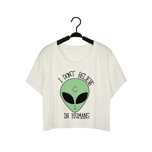 Black Cat Shining Eyes T-shirts