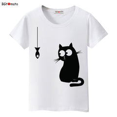 Black cat pink love t-shirt