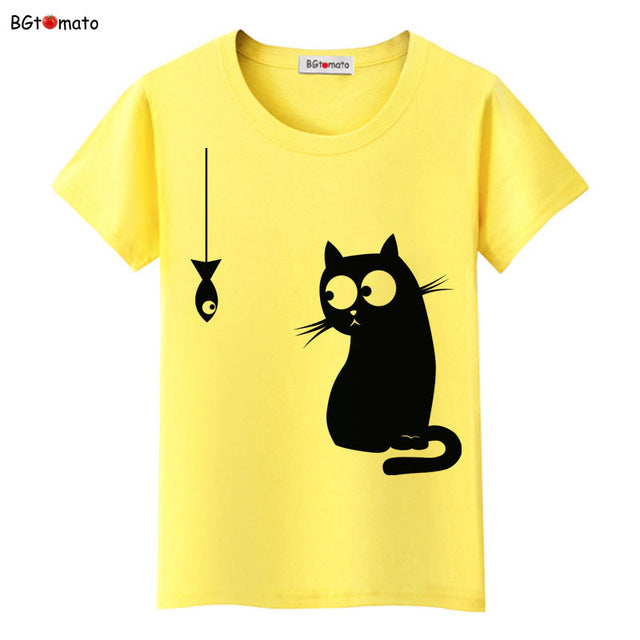 Black cat pink love t-shirt